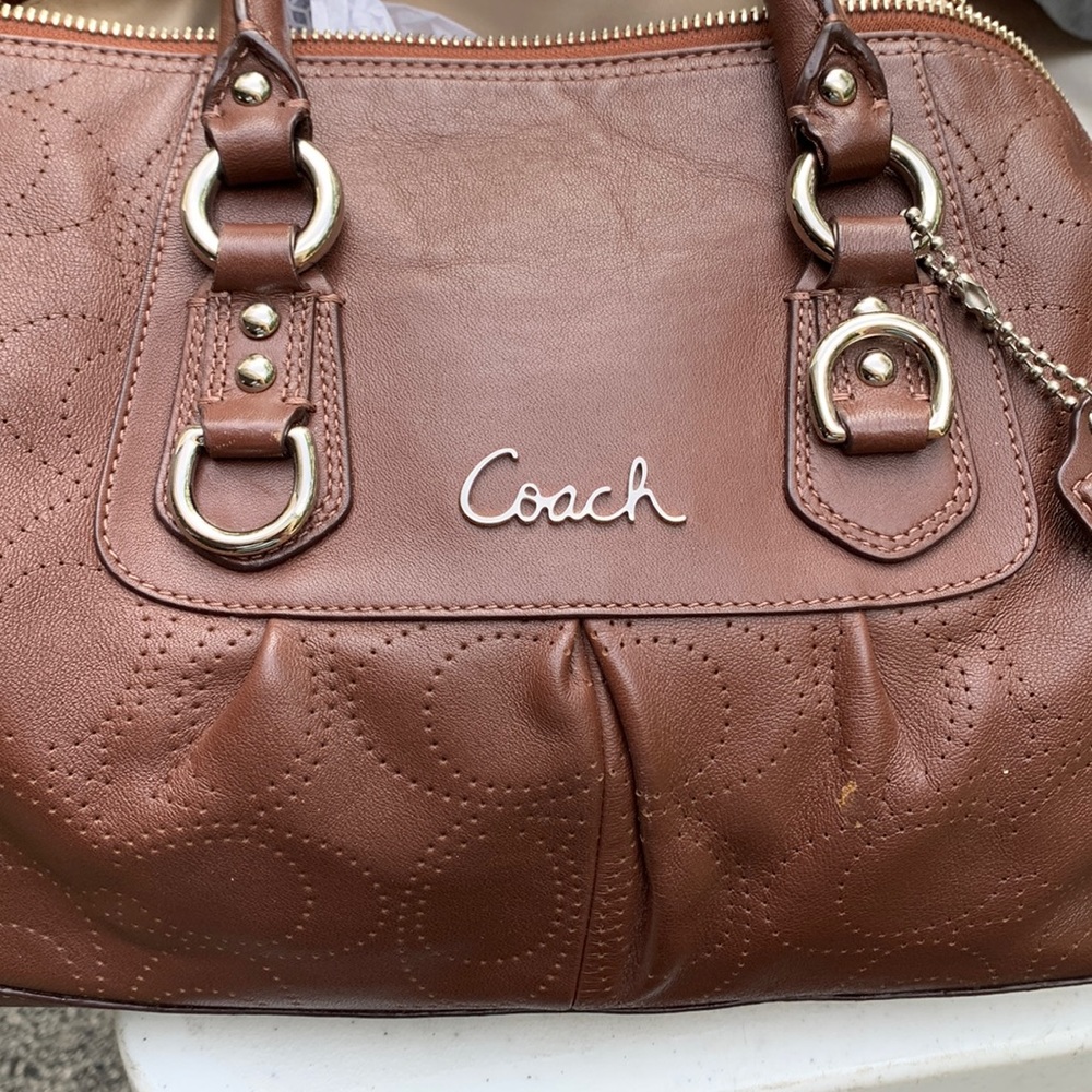 Coach purse in brown leather